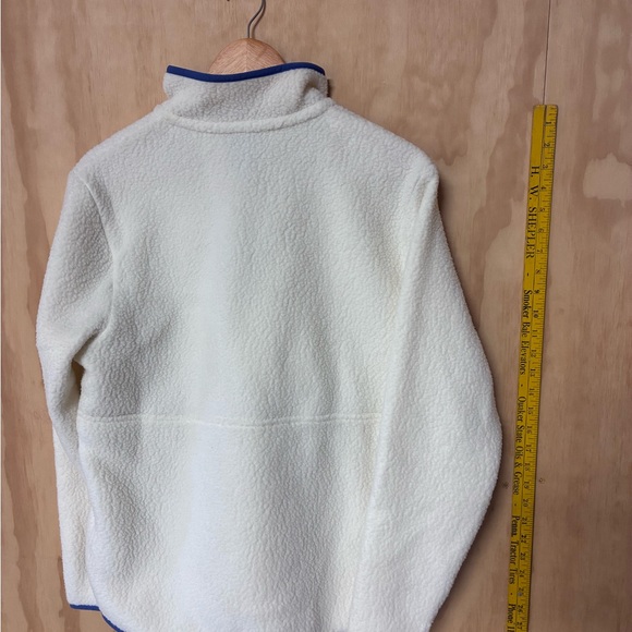 Patagonia Cream Fleece Marsupial with Blue Trim - Picture 3 of 7